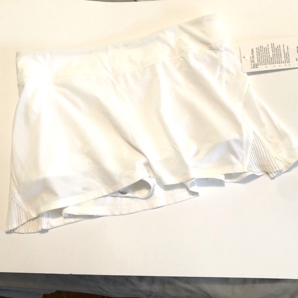 lululemon athletica Dresses & Skirts - NWT Lululemon 10 Play Off the Pleats Skirt White